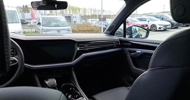 Volkswagen Touareg cena 479000 przebieg: 10, rok produkcji 2024 z Gościno małe 704